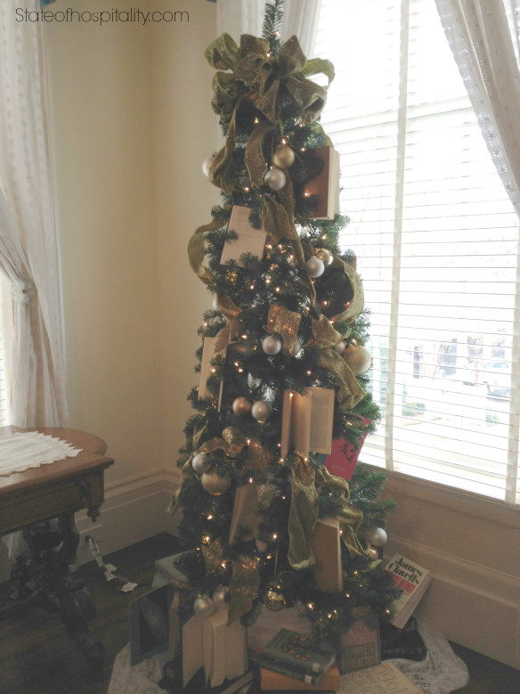 mansion book tree pic