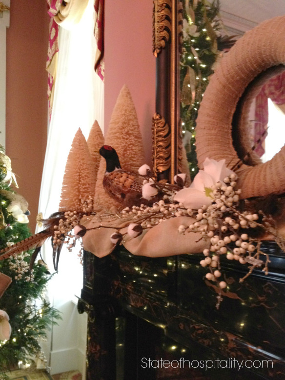 mansion delta room mantel detail pic