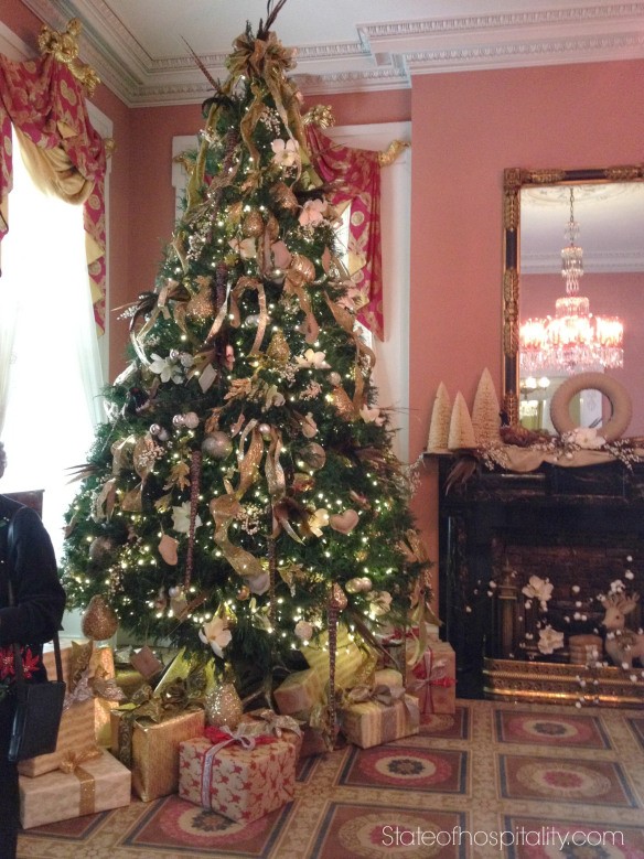 mansion delta room tree pic