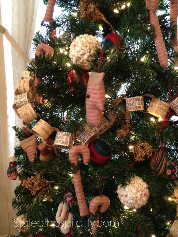 mansion kids room tree pic