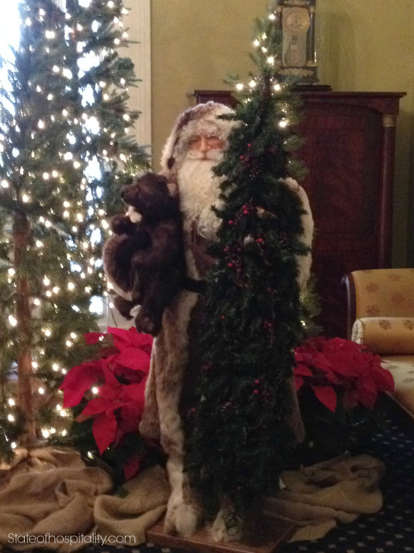 mansion second floor landing santa pic